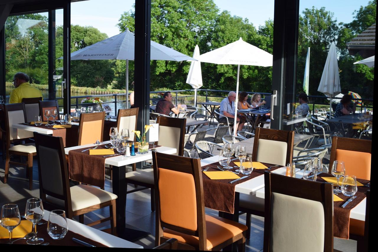 Domaine Du Port Sainte Marie Villa Maizieres-les-Vic Bagian luar foto